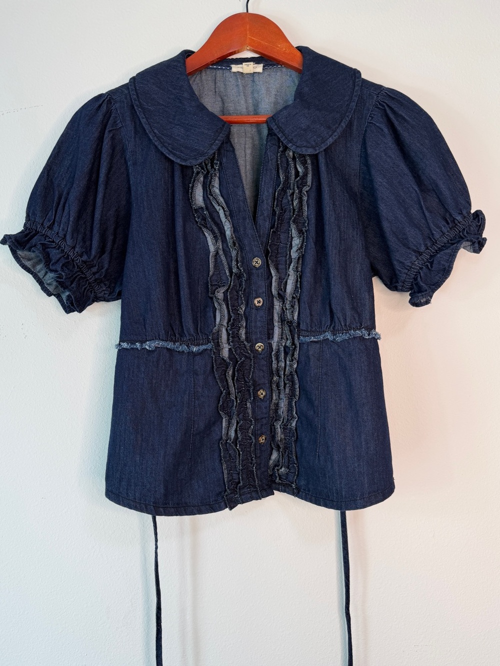 PILCRO Keira Denim Waisted Blouse Womens M Dark Denim Cottagecore Puff Sleeves